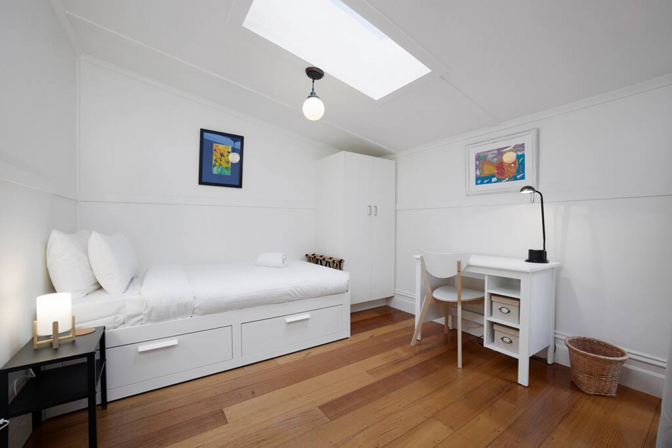 Brunswick Hideaway (A Gem in Brunswick)