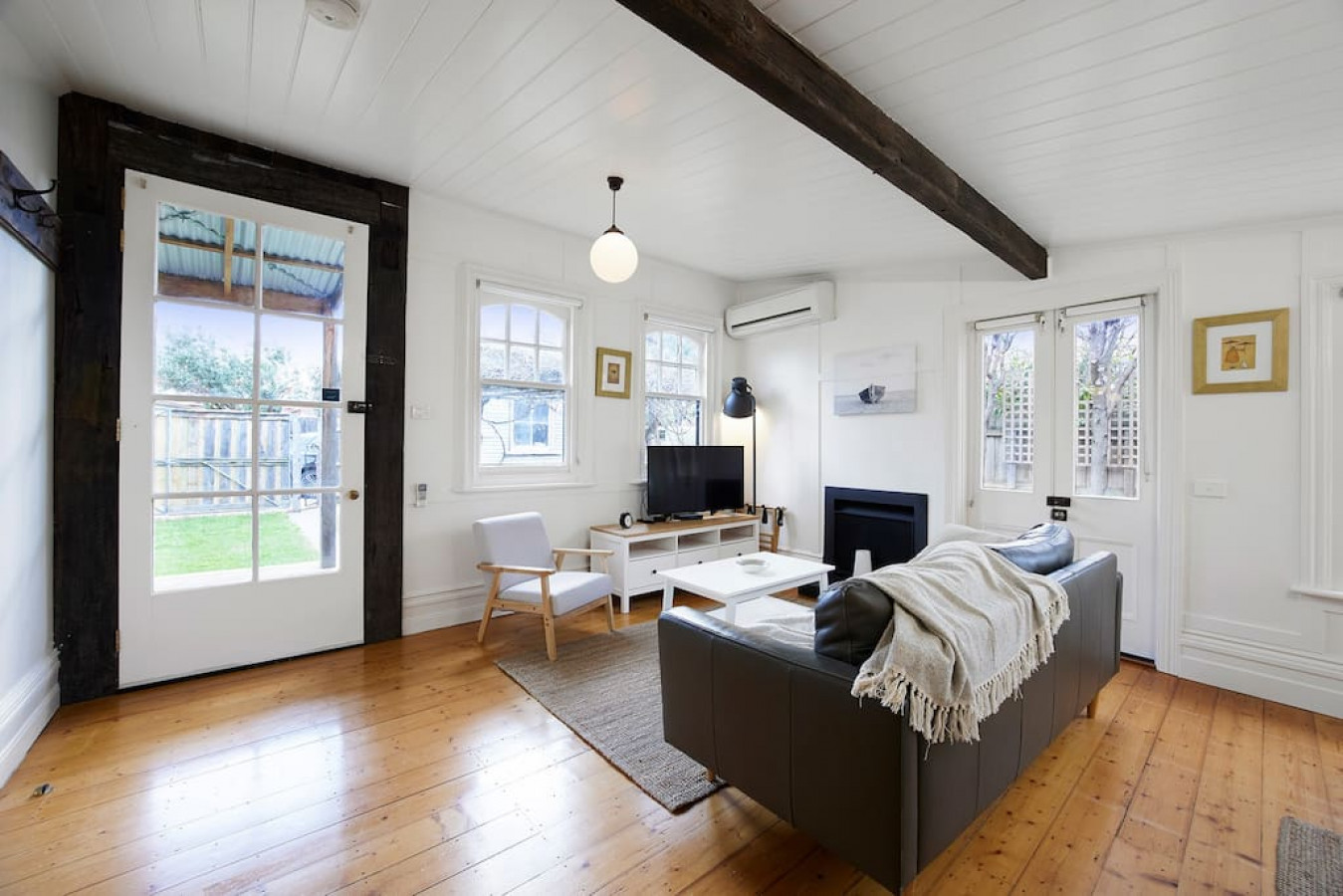 City Oasis in Brunswick - Rural Charm