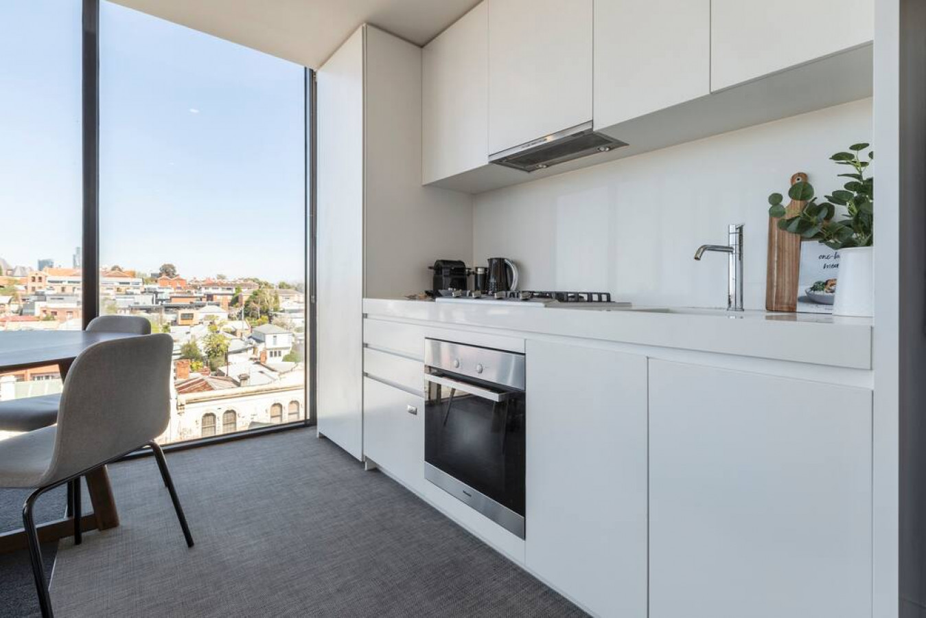 Panoramic Views in the Heart of Richmond, 2 BRs!