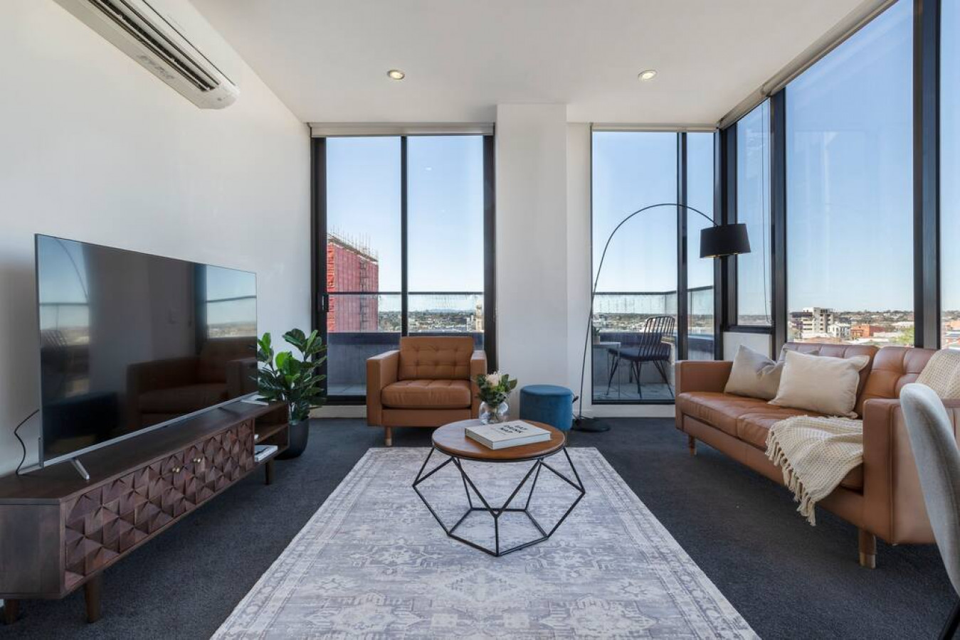 Panoramic Views in the Heart of Richmond, 2 BRs!