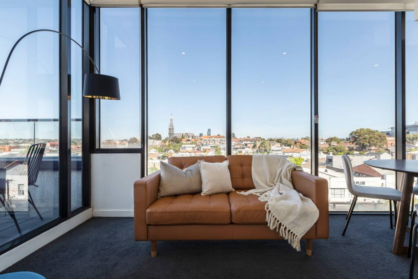 Panoramic Views in the Heart of Richmond, 2 BRs!