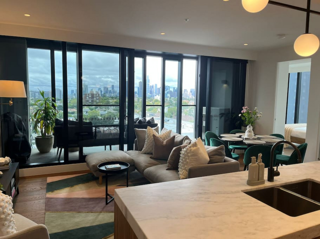 3BD - Claremont Style & Comfort, South Yarra