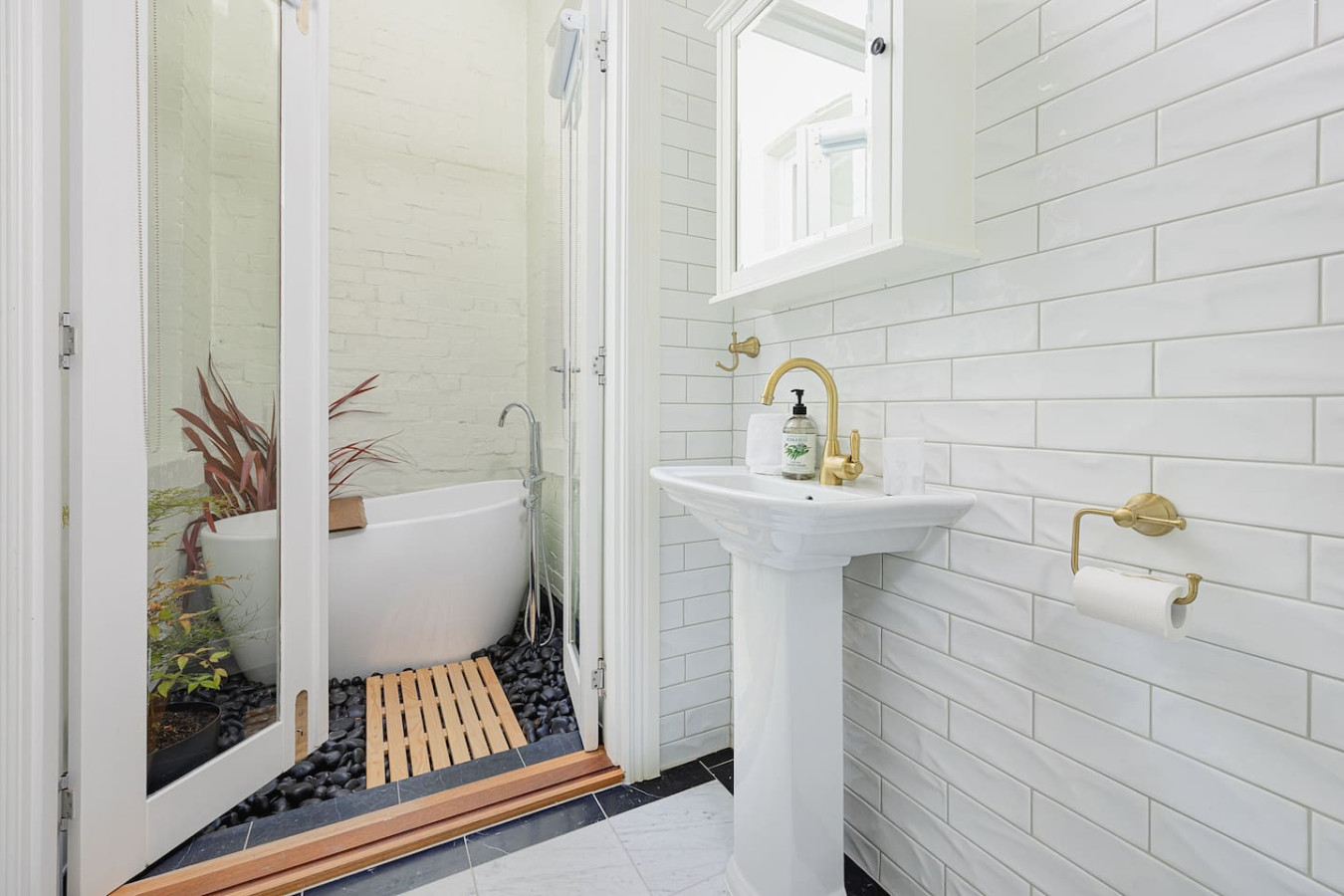 2BD | Stunning South Yarra home
