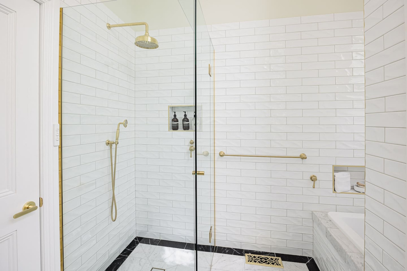 2BD | Stunning South Yarra home