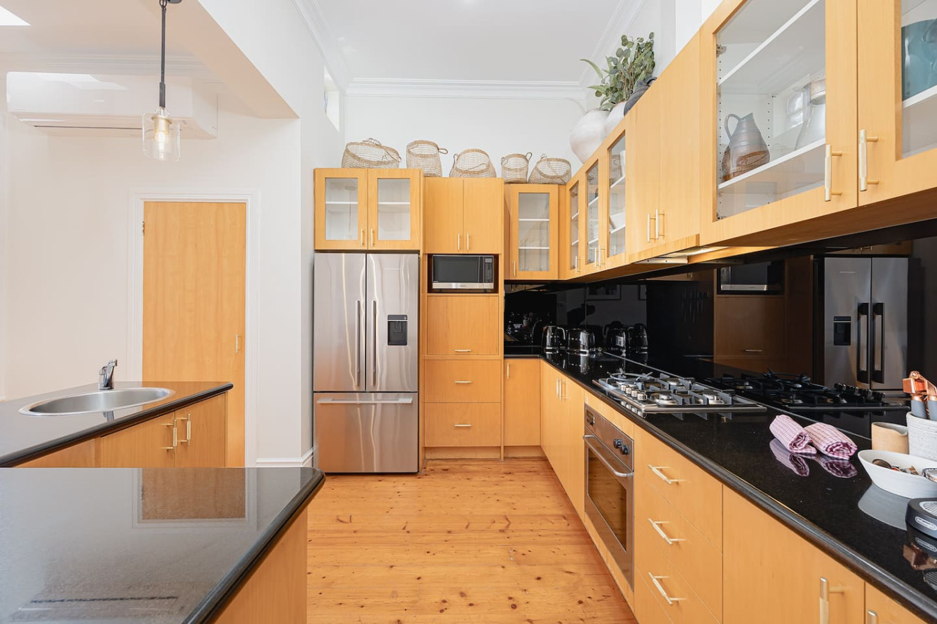 2BD | Stunning South Yarra home