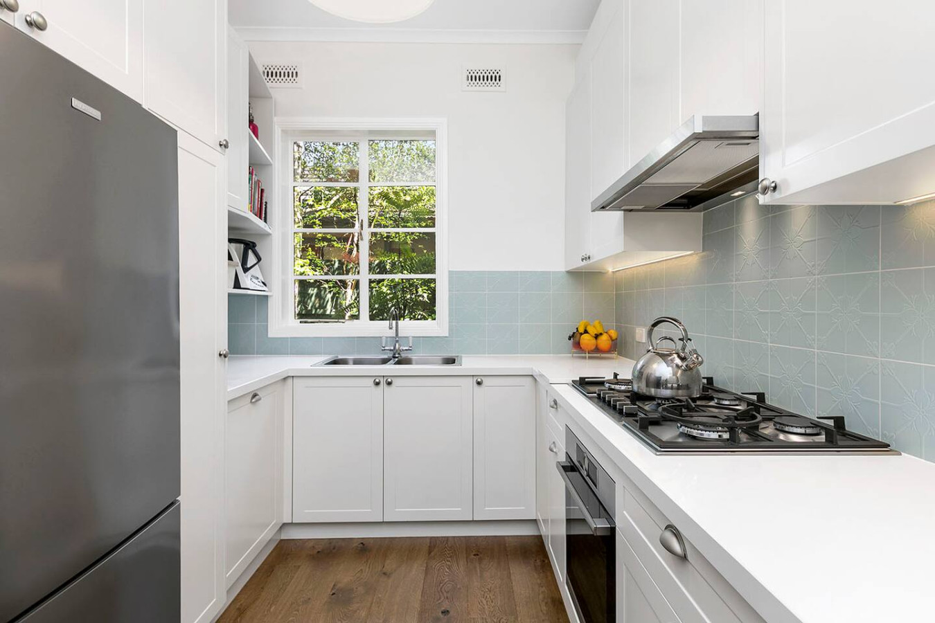 Charming floor Apartment, Malvern East