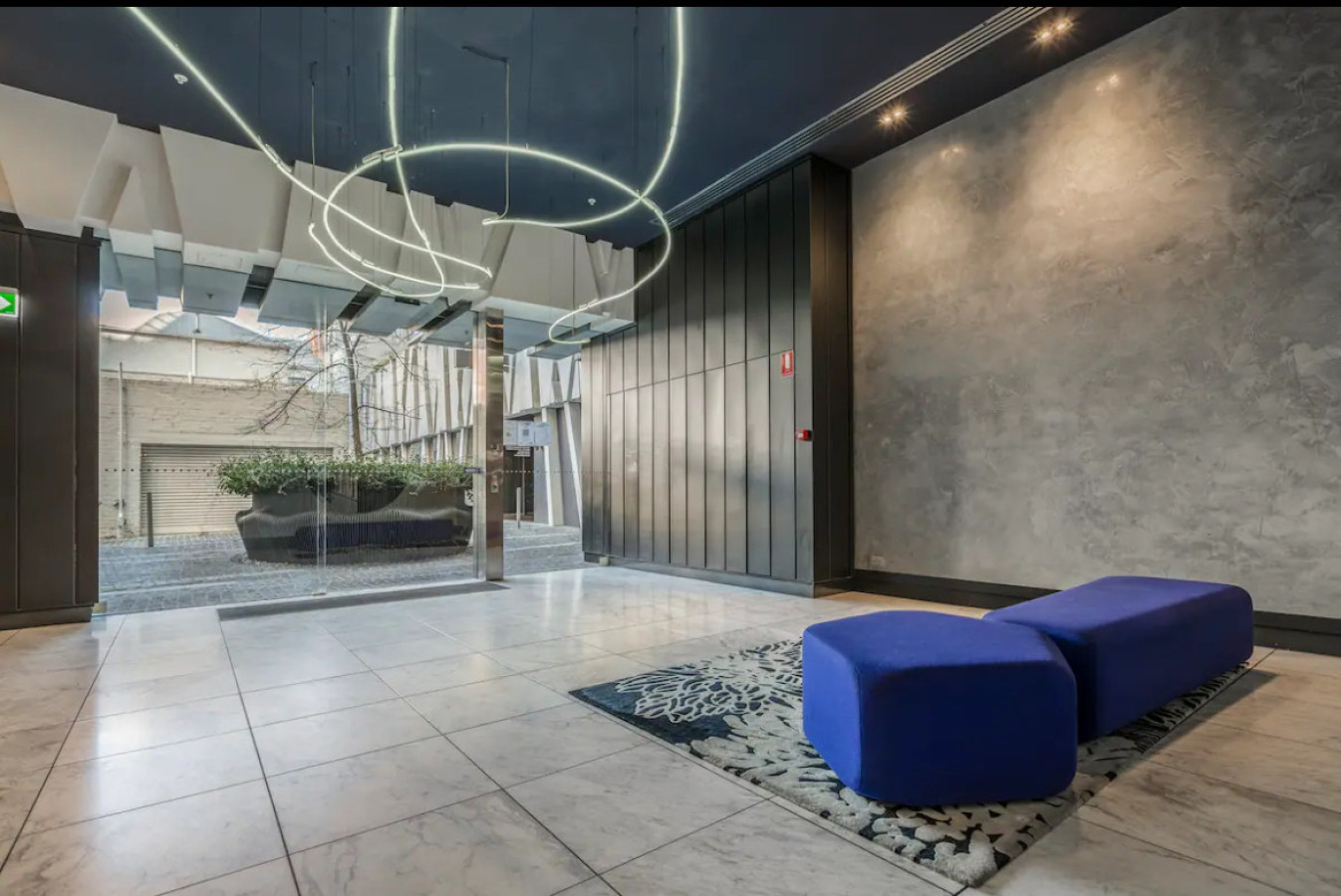 "Modern Cozy Vibes in the Centre of Richmond”