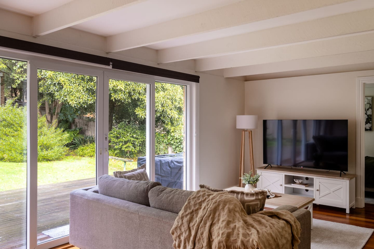 Elegant & Charming Balwyn Home