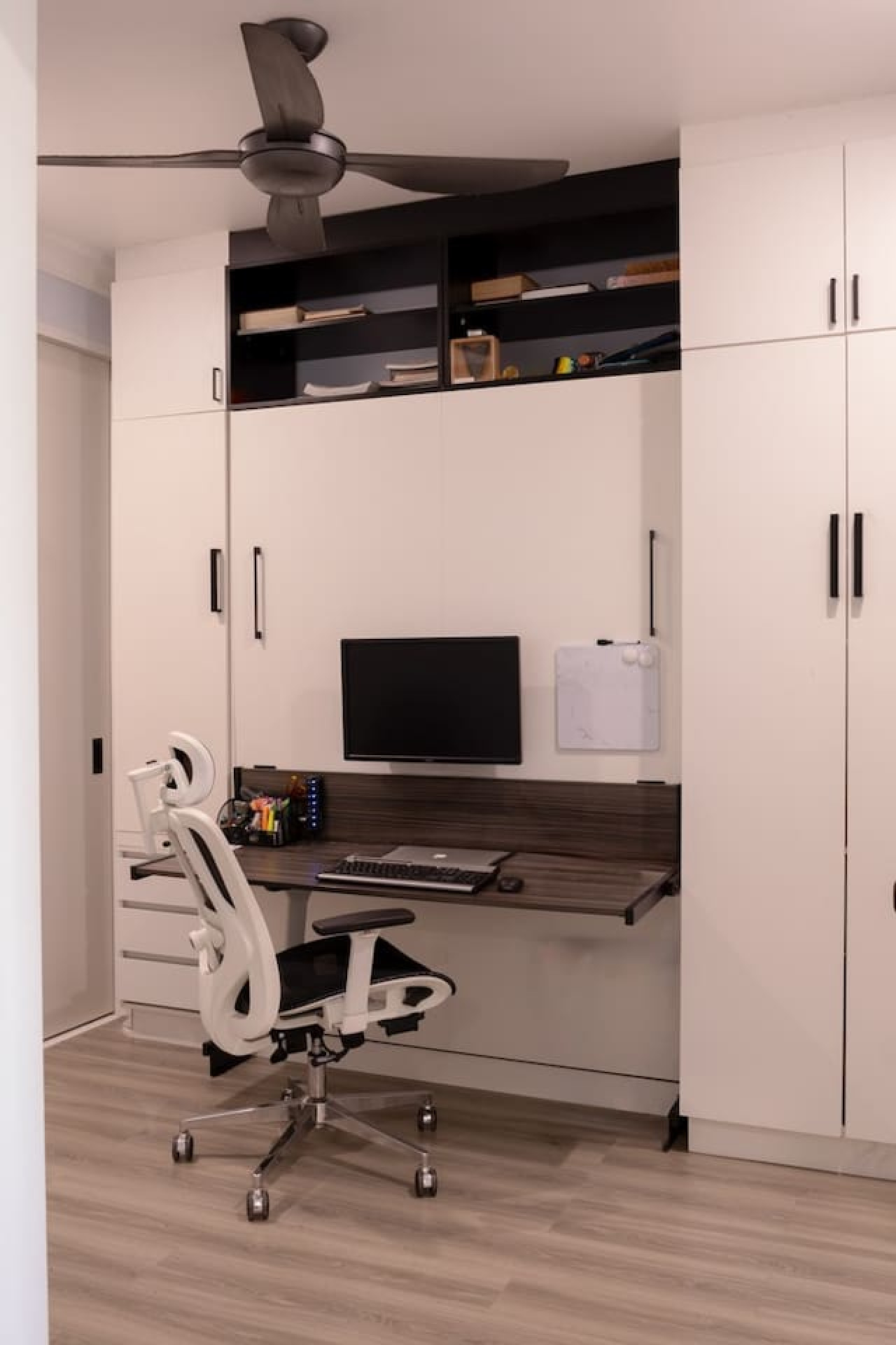 3-Bedroom Stay in Vibrant St Kilda Rd
