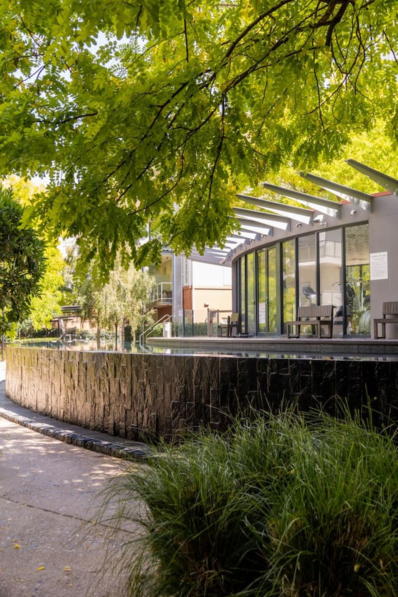 3-Bedroom Stay in Vibrant St Kilda Rd