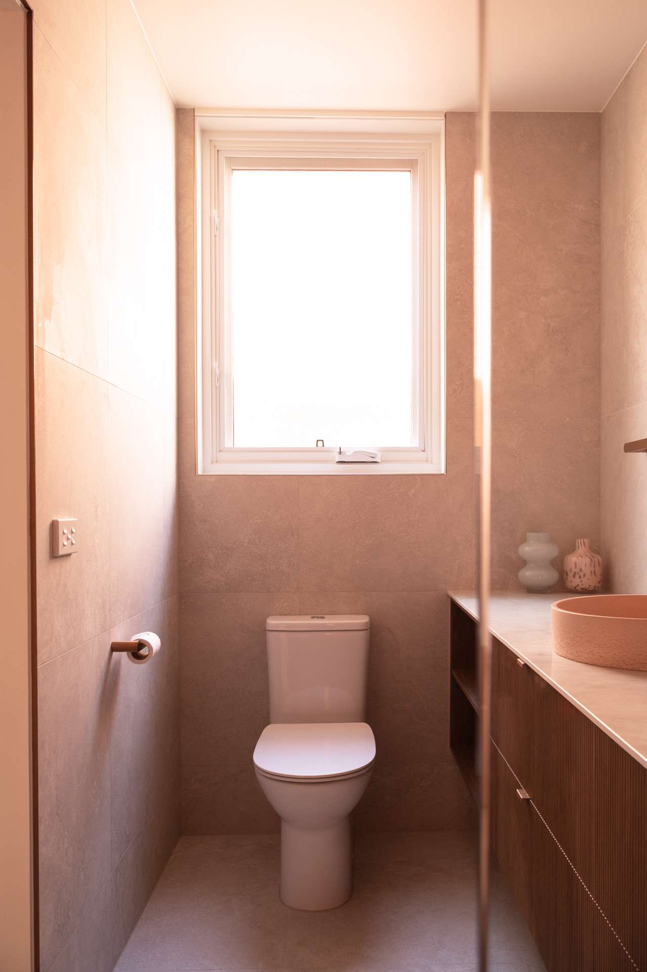 Modern 3-Bedroom House with Parking