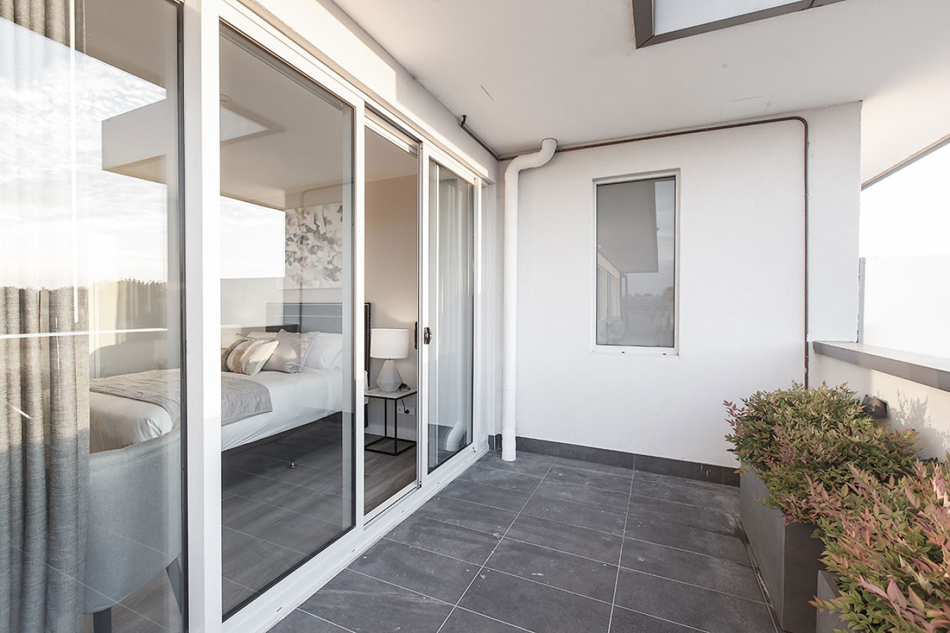 Stylish 2-Bed Penthouse with Large Private Terrace