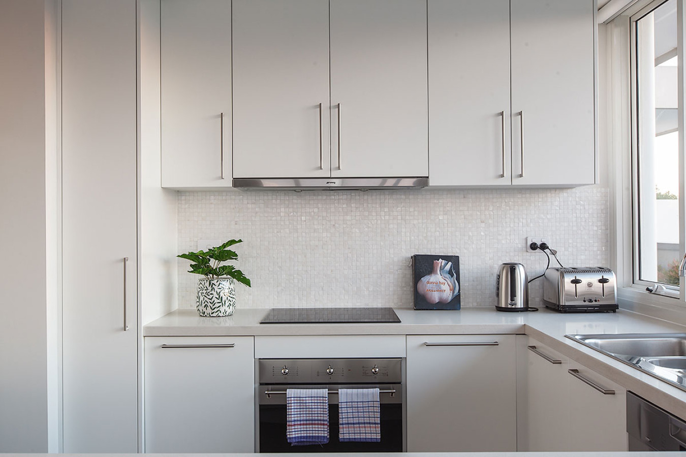 Stylish 2-Bed Penthouse with Large Private Terrace