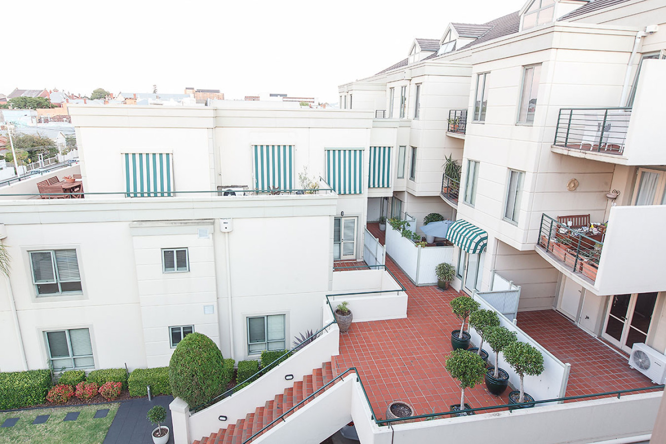 Stylish 2-Bed Penthouse with Large Private Terrace