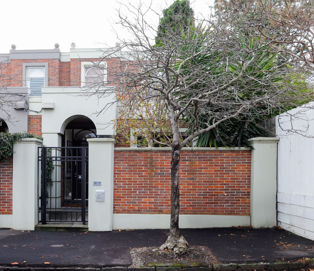 The Ivy (With Car Parking)