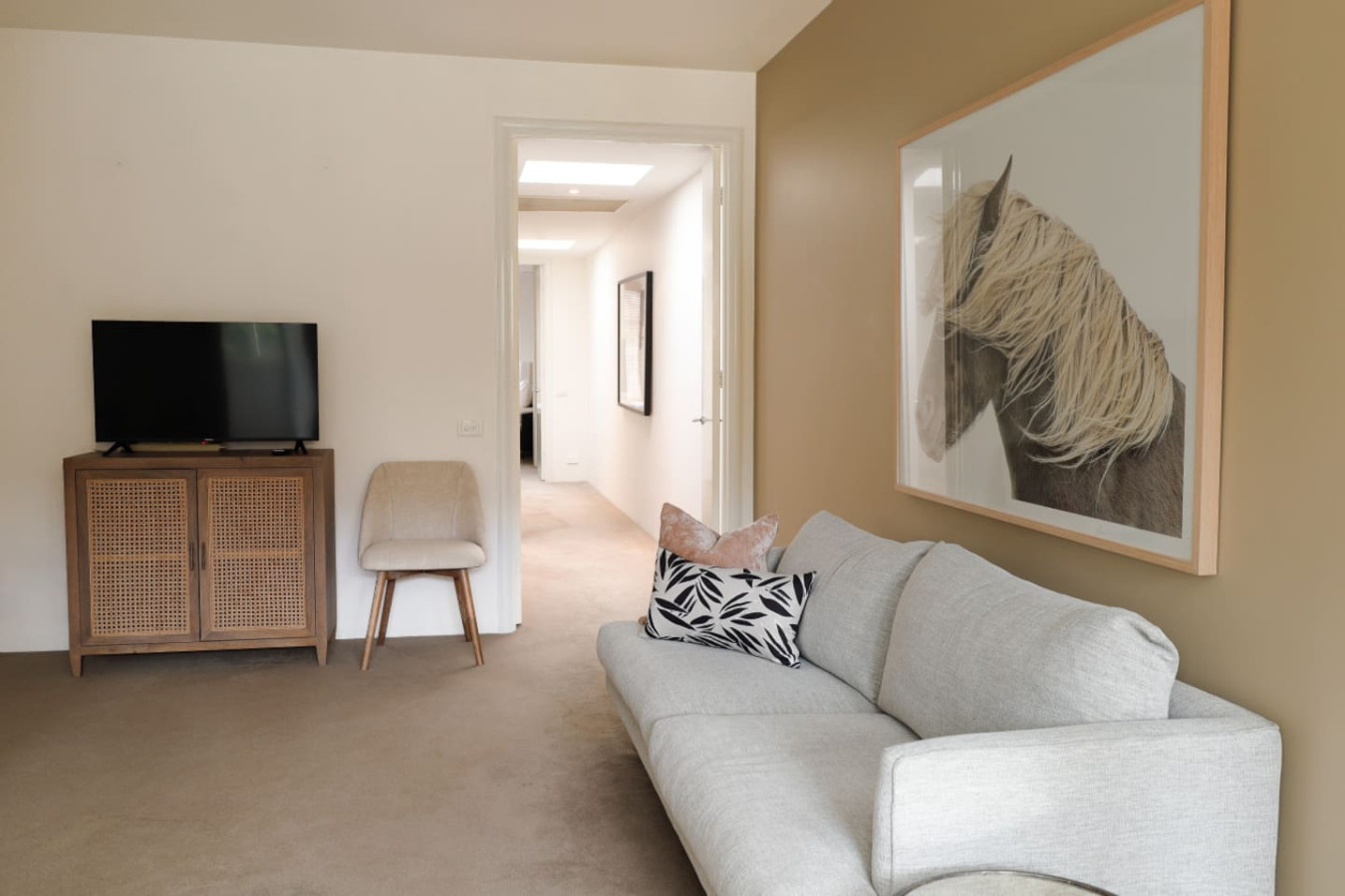 The Ivy (With Car Parking)