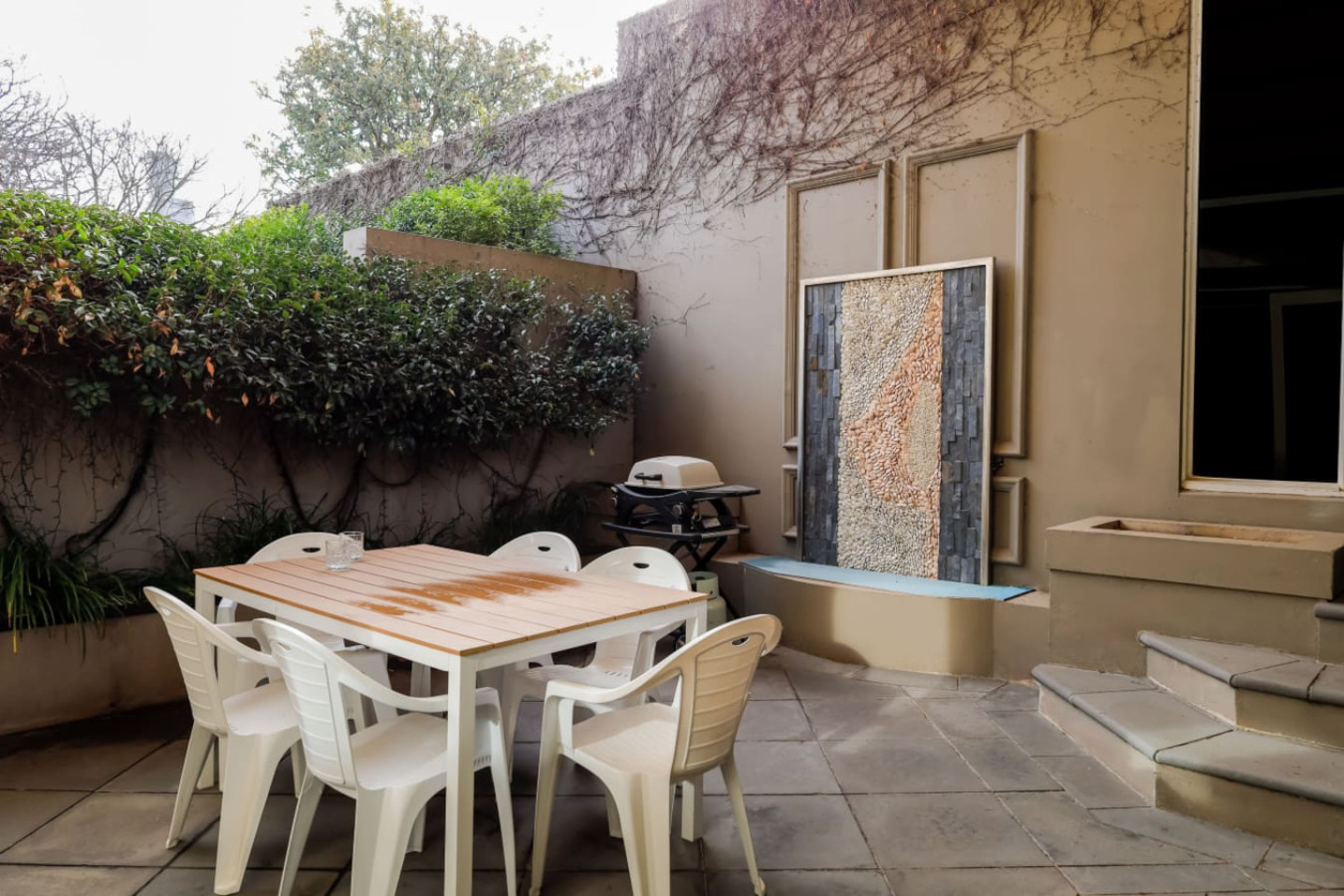 The Ivy (With Car Parking)