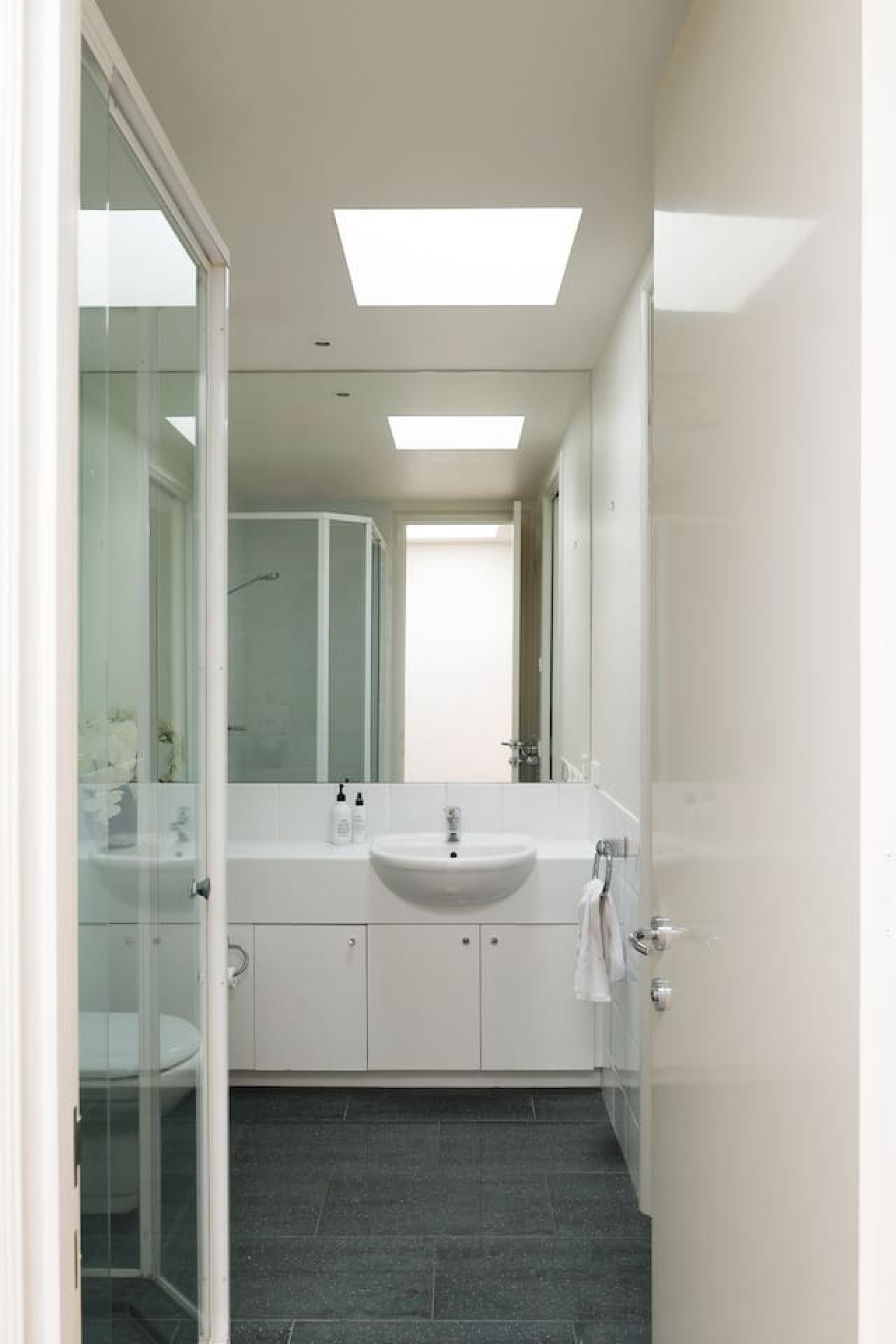 The Ivy (With Car Parking)