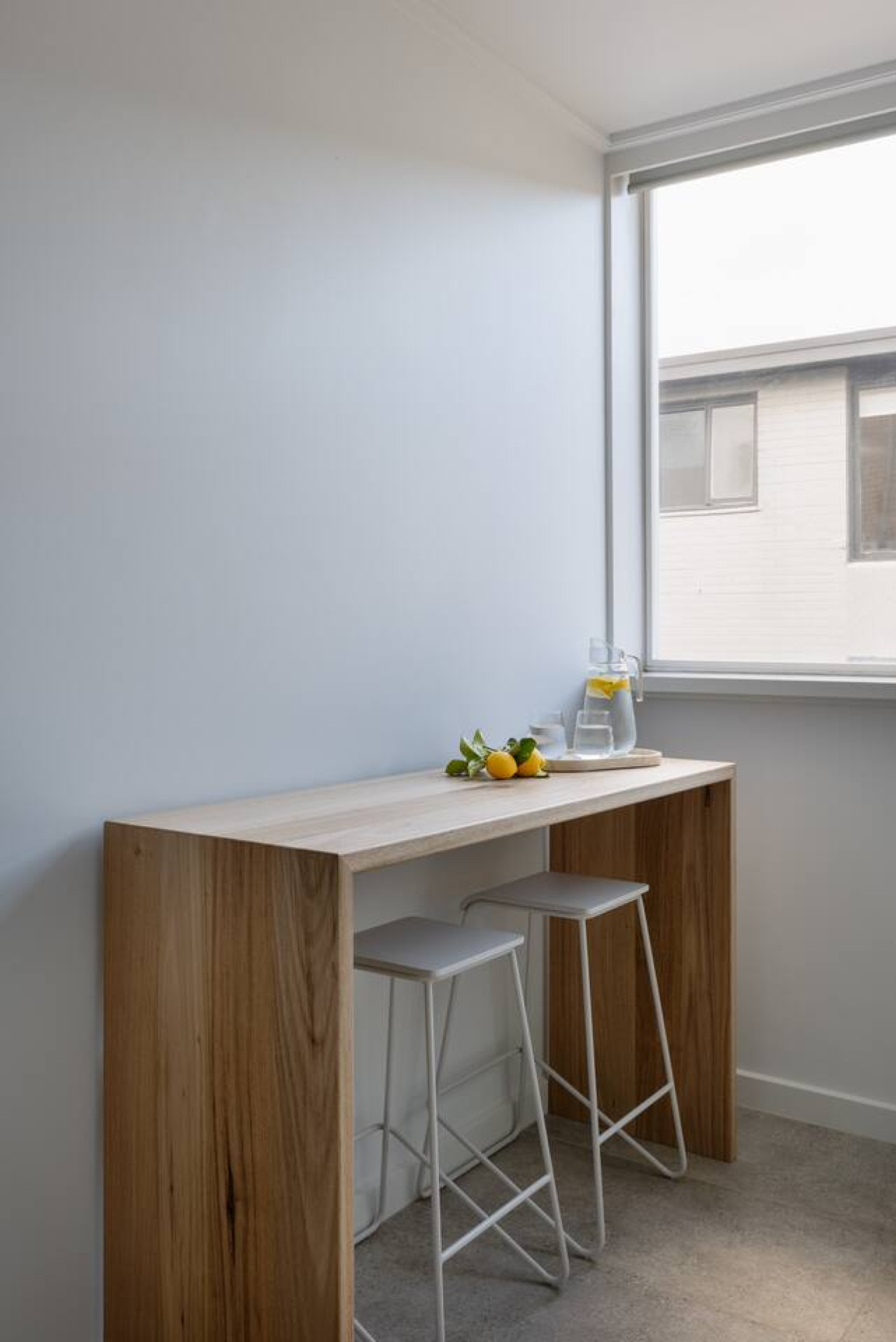 Stylish South Yarra Apartment Near Botanic Gardens