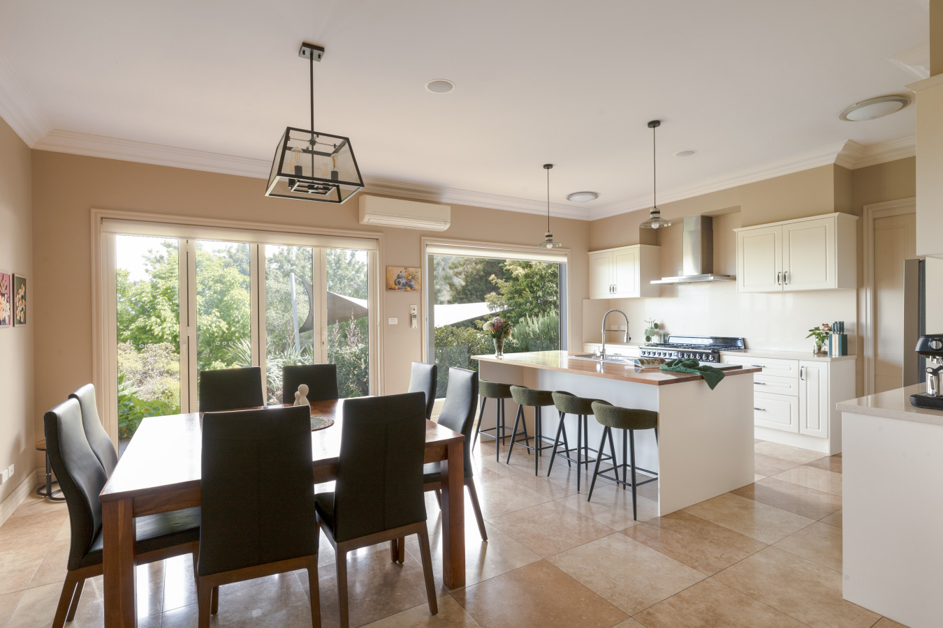5BD| Farmhouse Retreat w/ Pool | Dandenong Ranges