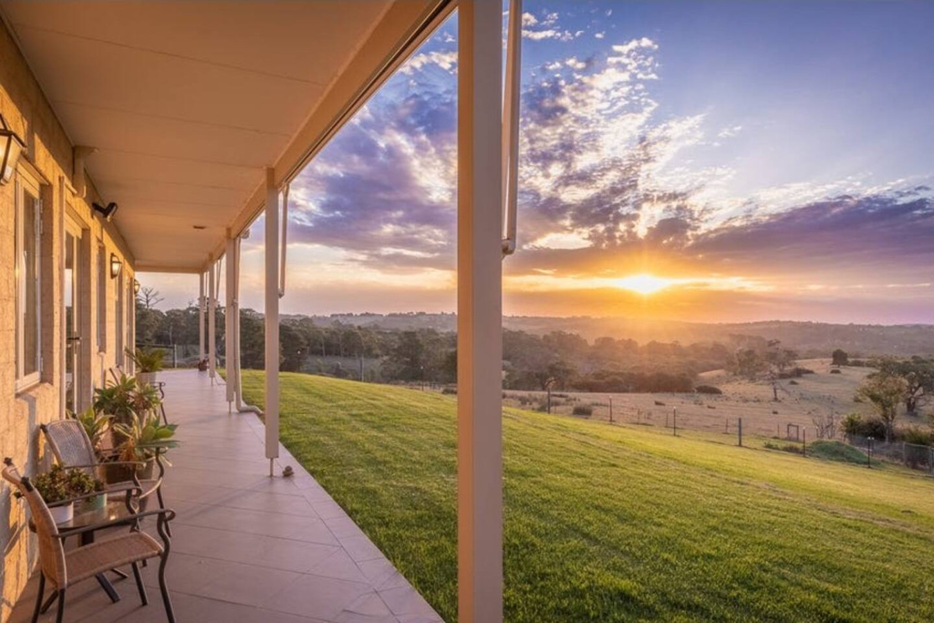 5BD| Farmhouse Retreat w/ Pool | Dandenong Ranges