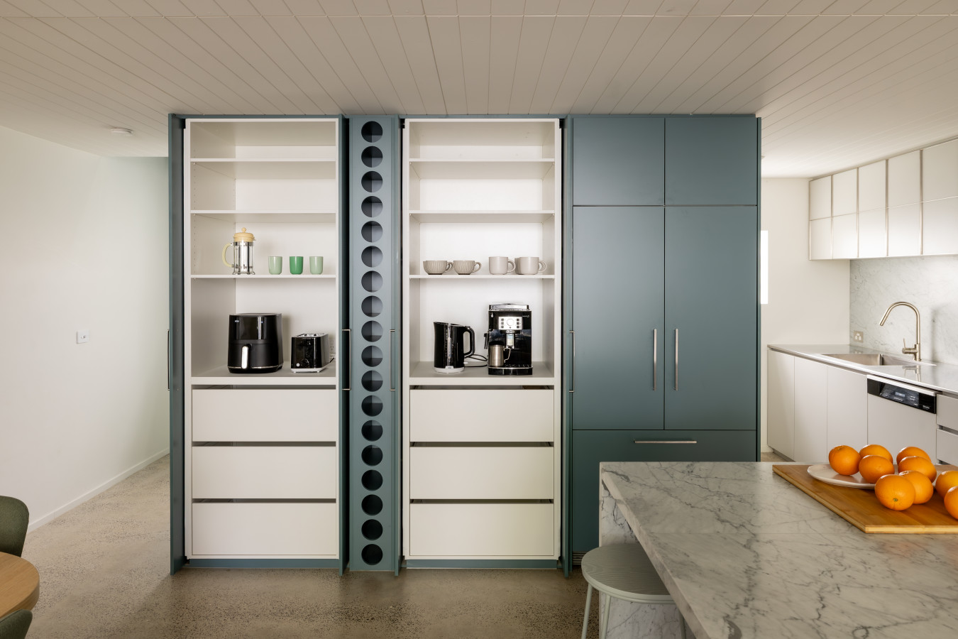 Modern 4BR in Seddon | Family-Friendly Near CBD