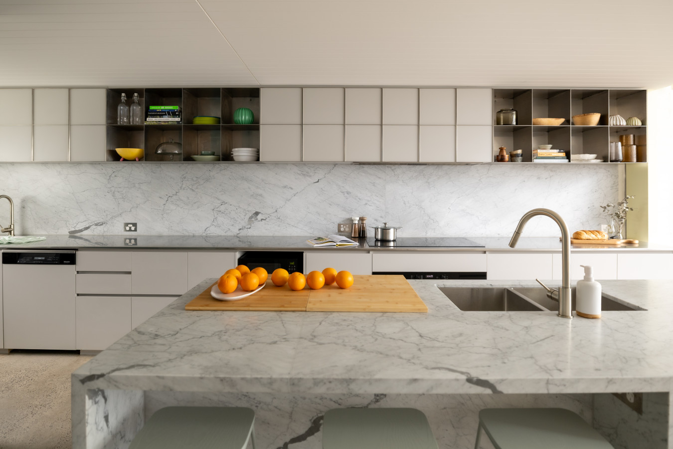 Modern 4BR in Seddon | Family-Friendly Near CBD