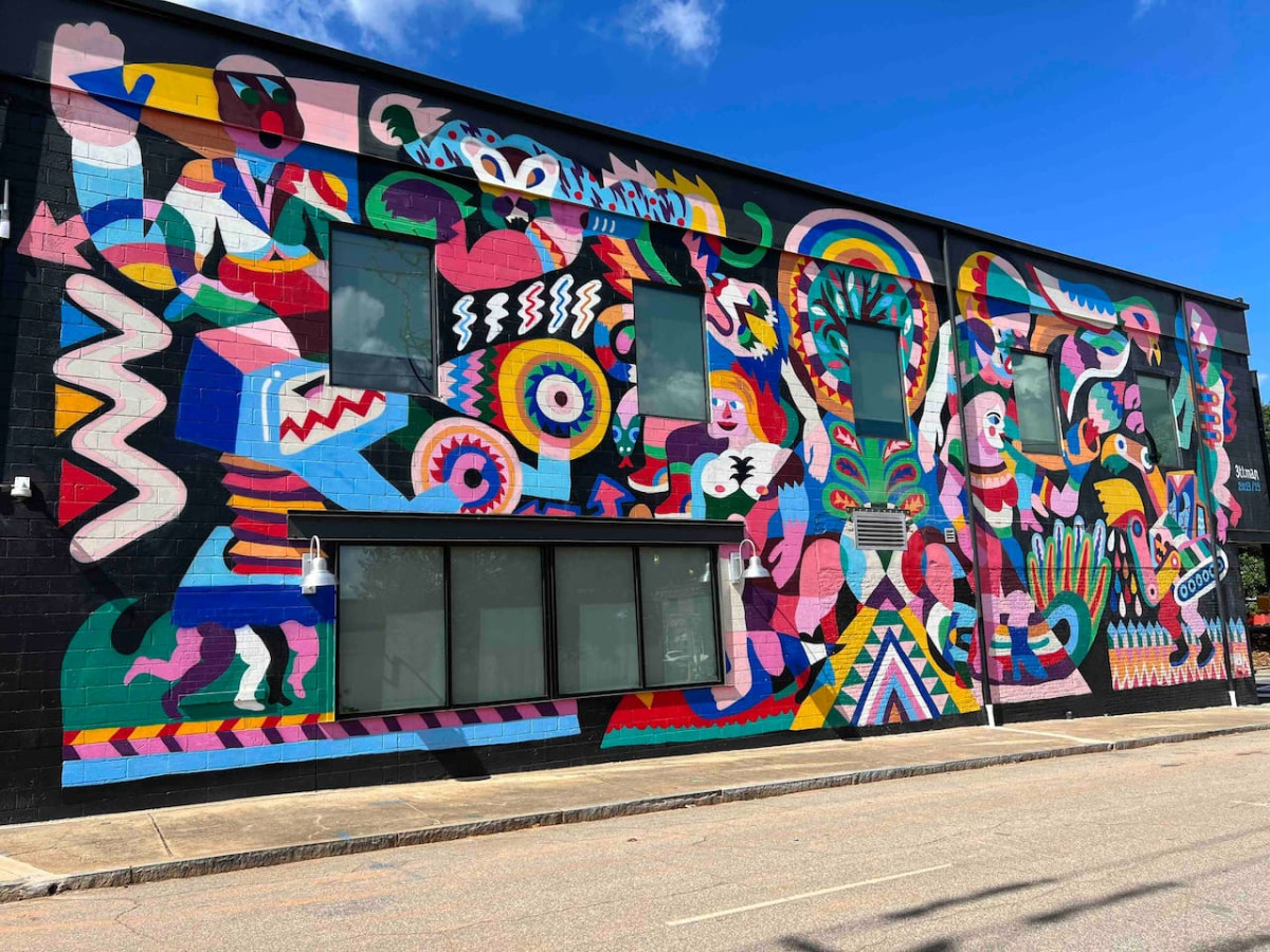 Walking distance to street art & some of Atlanta's best food.