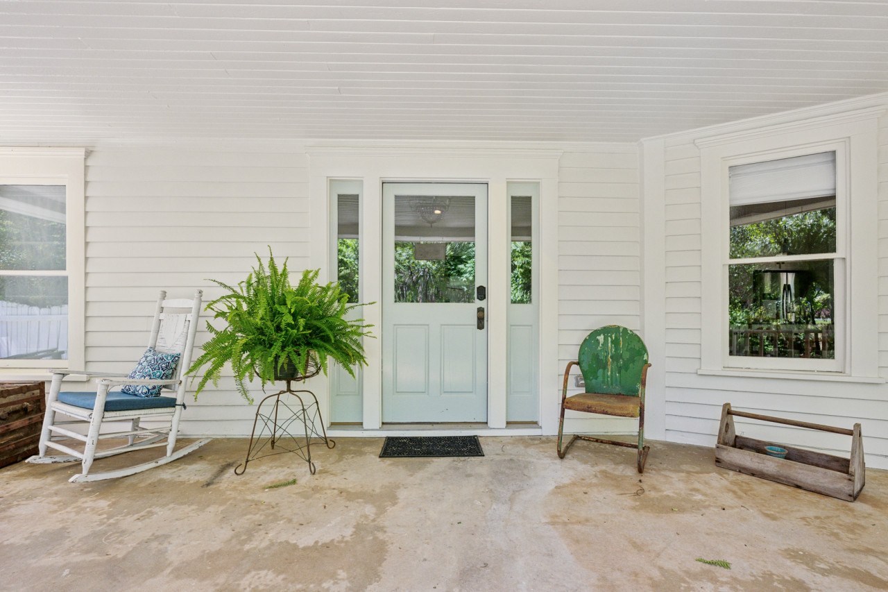 629 S Candler ext_low res_-6.jpg