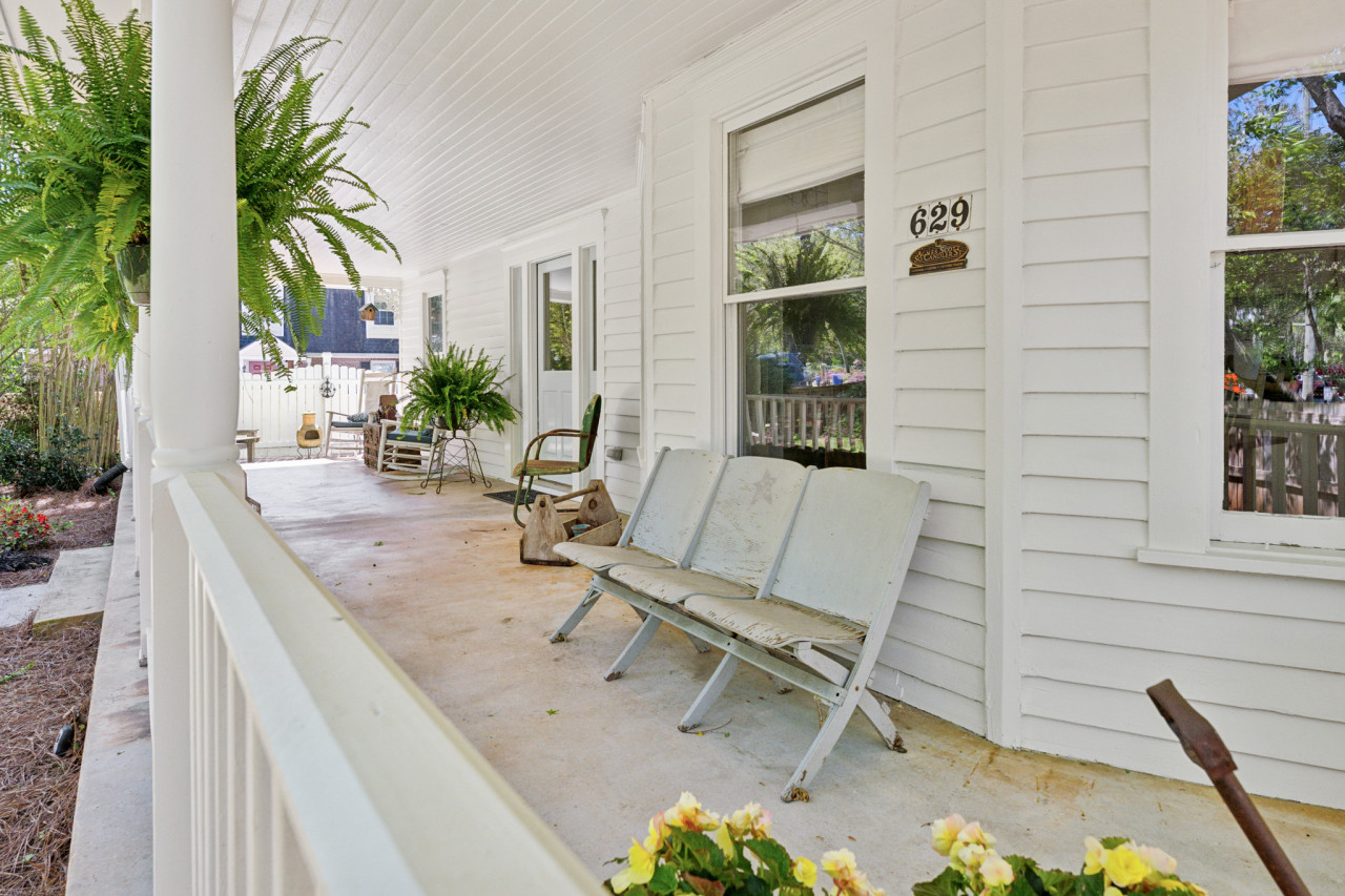 629 S Candler ext_low res_-5.jpg