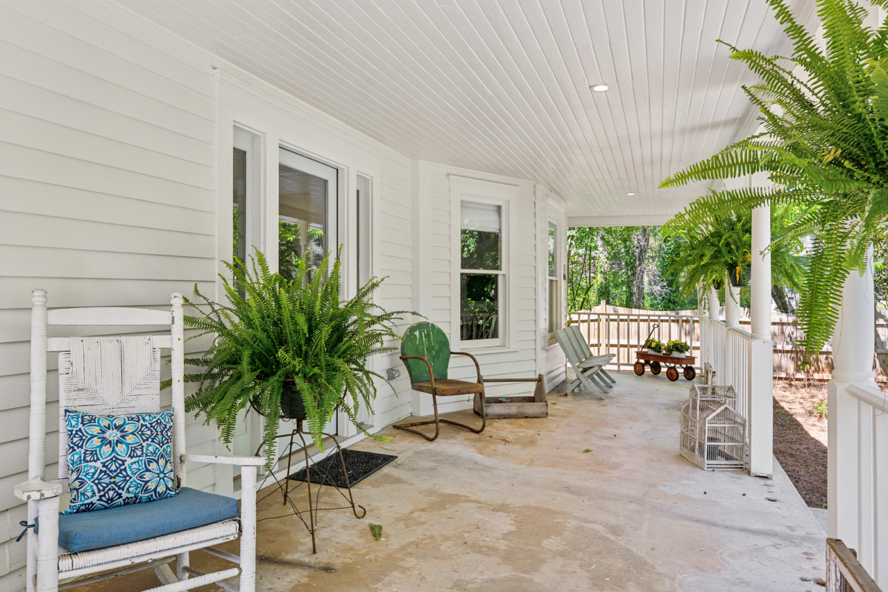 629 S Candler ext_low res_-8.jpg