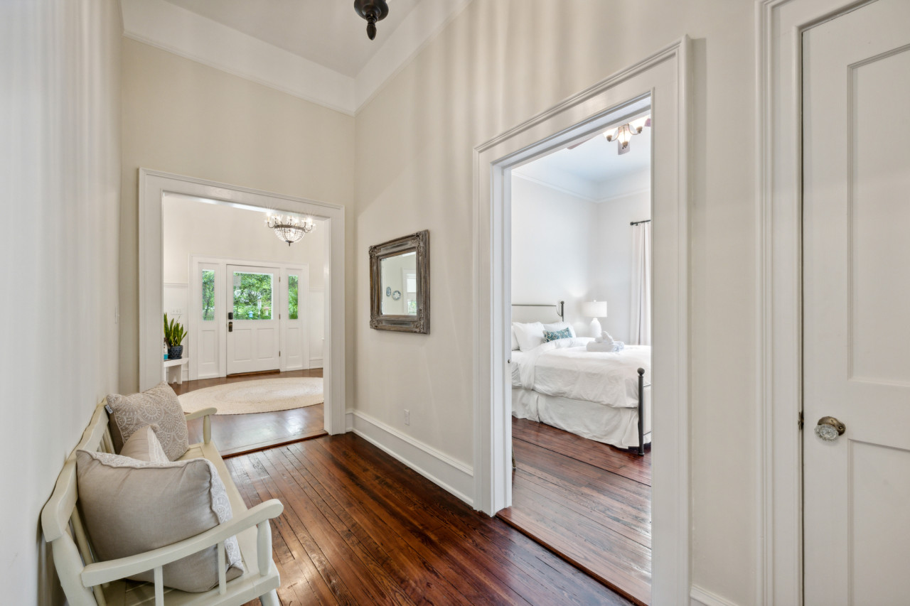 629 S Candler_low res_4_11_Cantrell-15.jpg