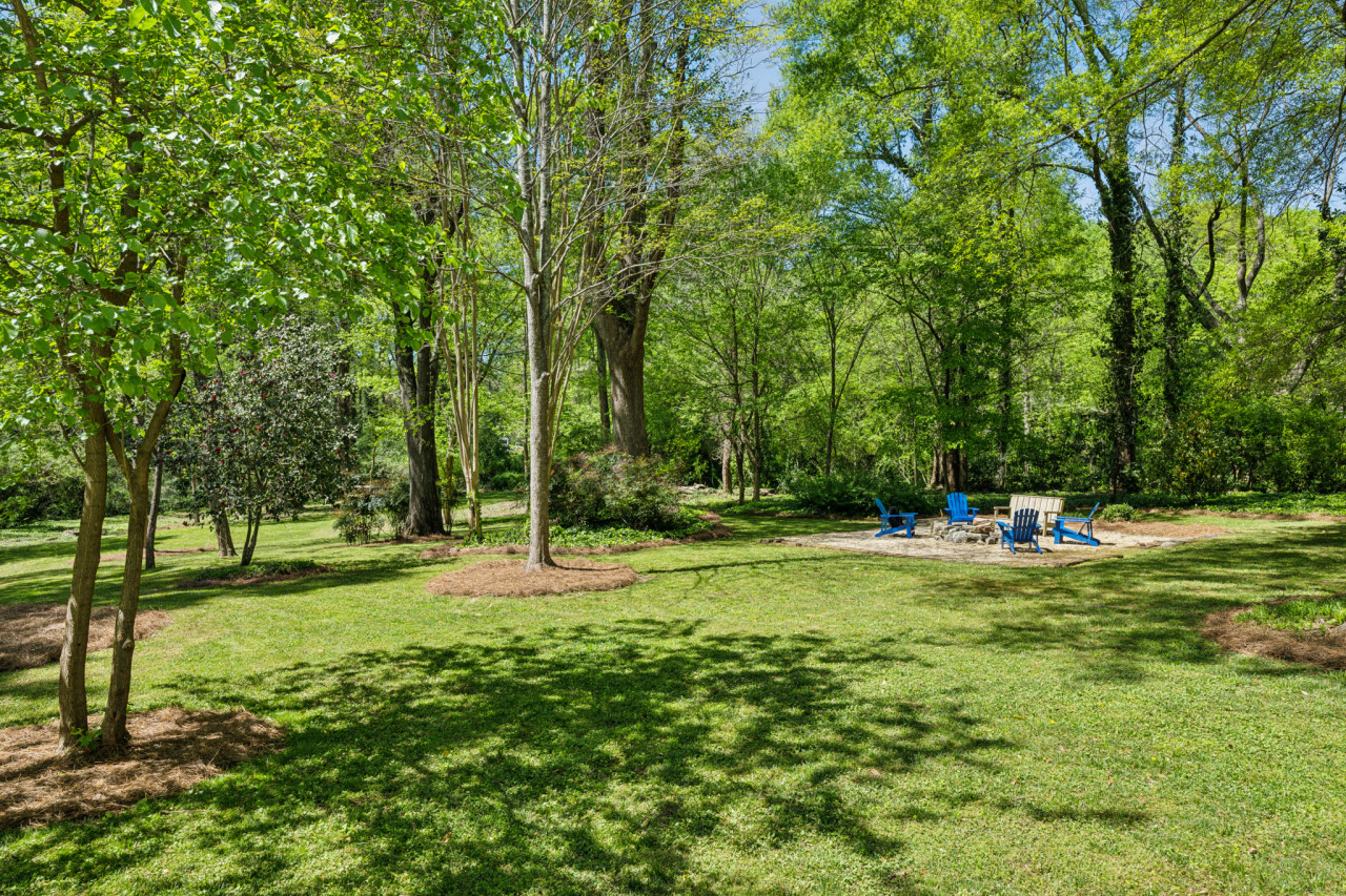 629 S Candler ext_low res_-13.jpg