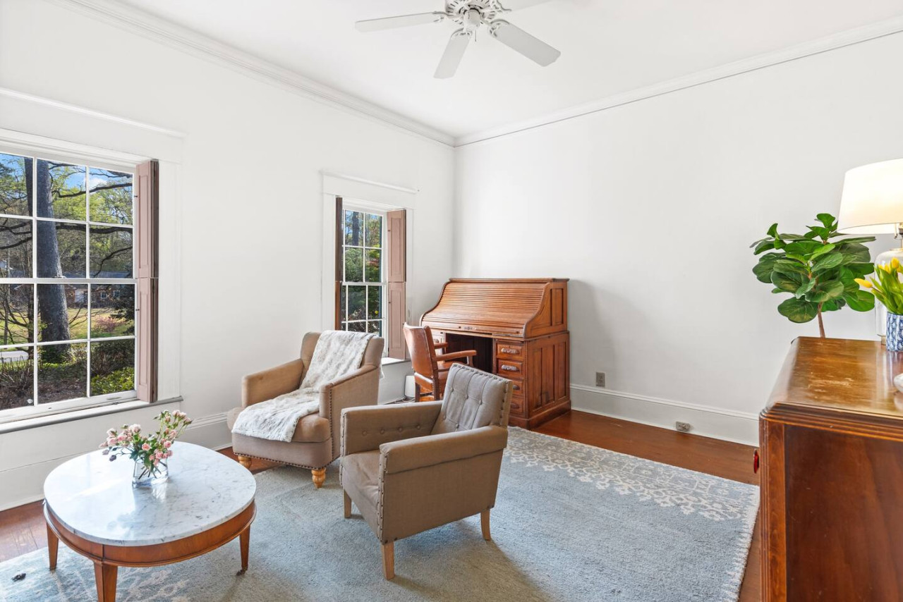 King Beds-Hot Tub – Chef’s Kitchen photo 19