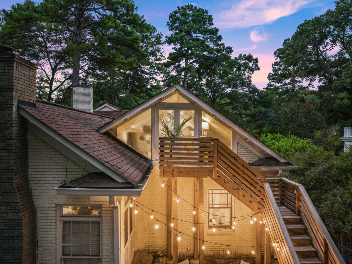 King Beds-Hot Tub – Chef’s Kitchen photo 81