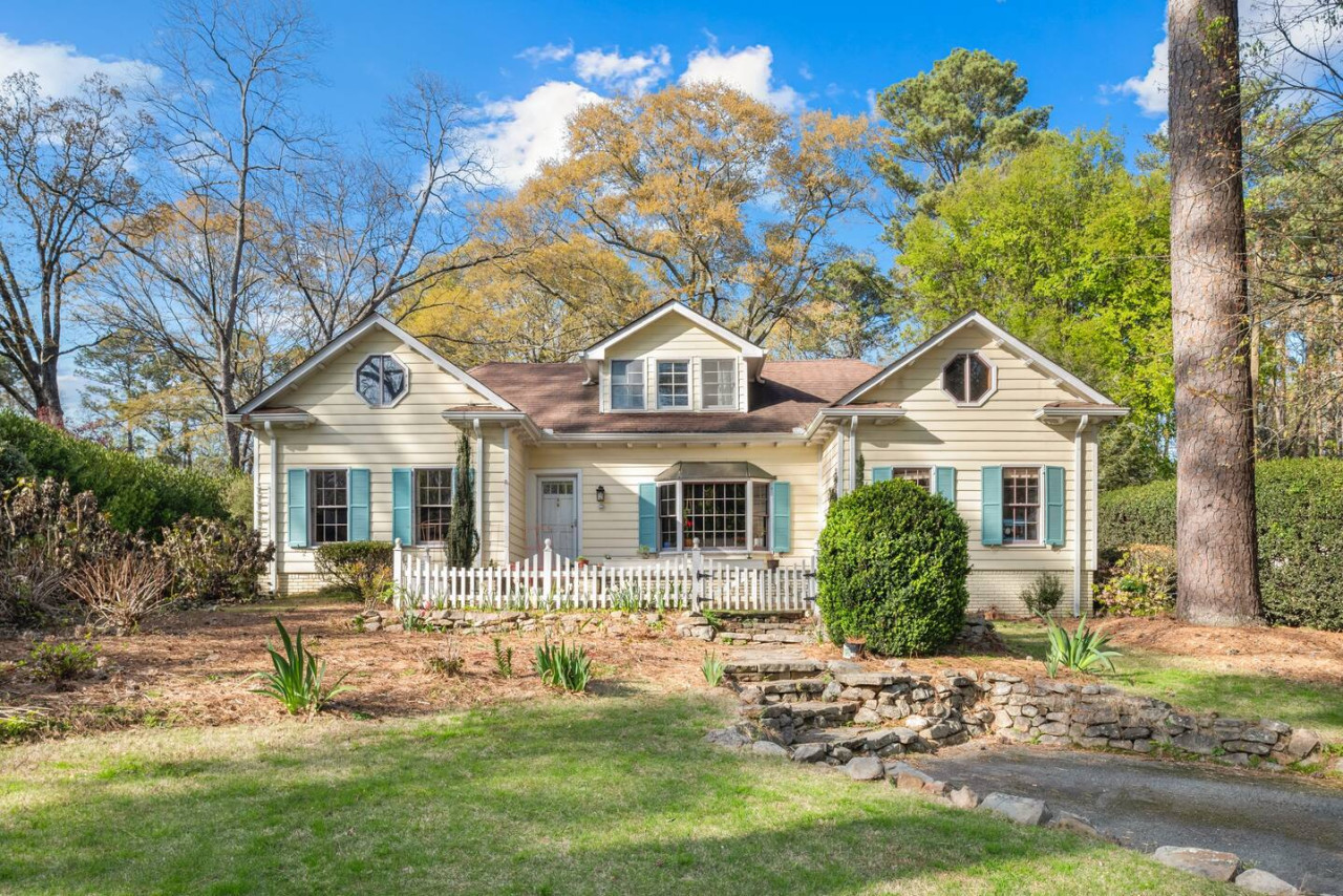 King Beds-Hot Tub – Chef’s Kitchen photo 4