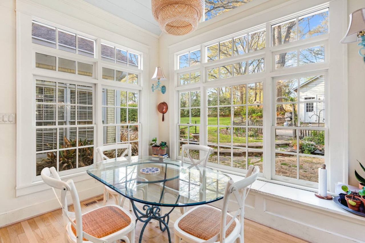 King Beds-Hot Tub – Chef’s Kitchen photo 27