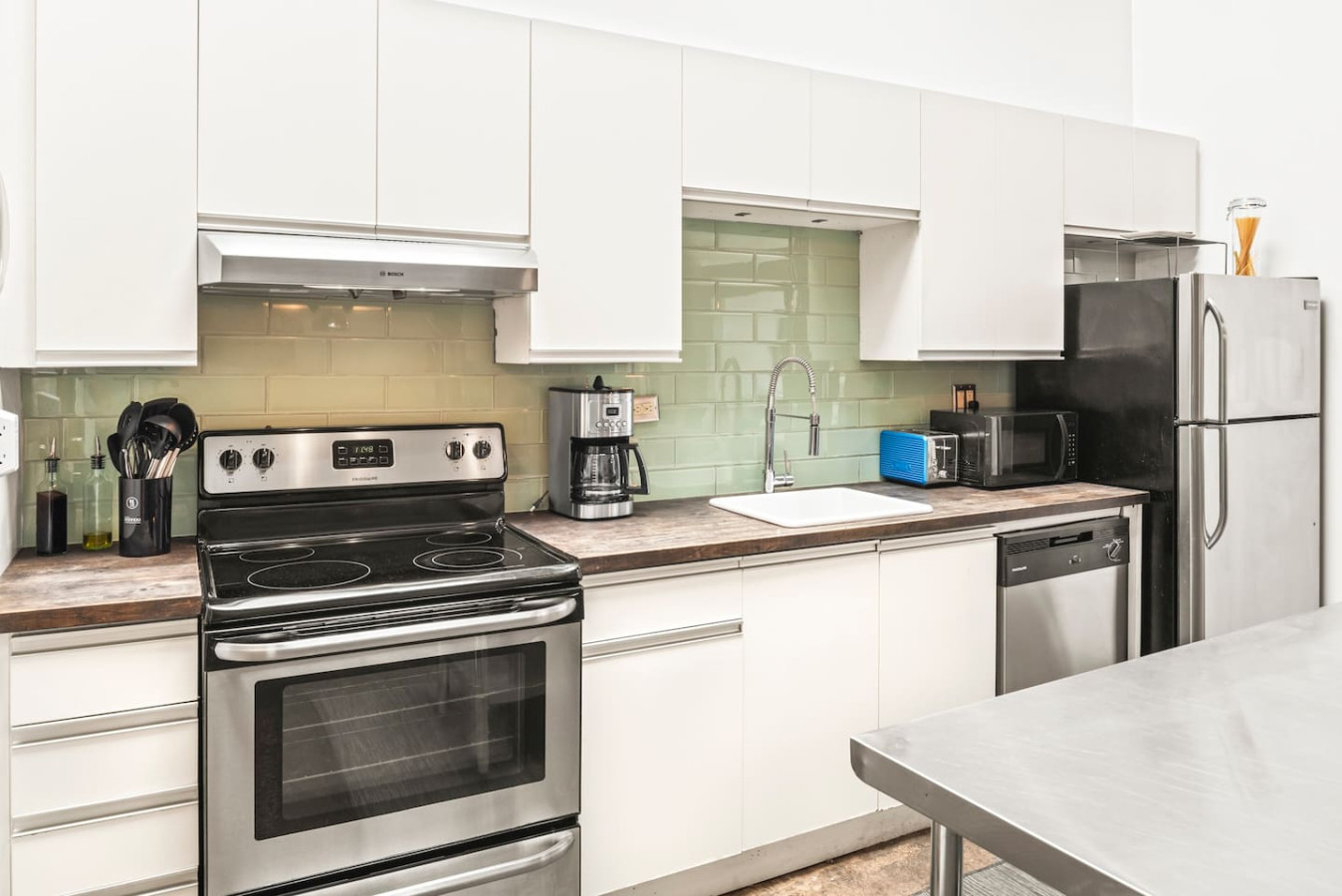 Pet Friendly | King Bed | Beltline Access photo 4