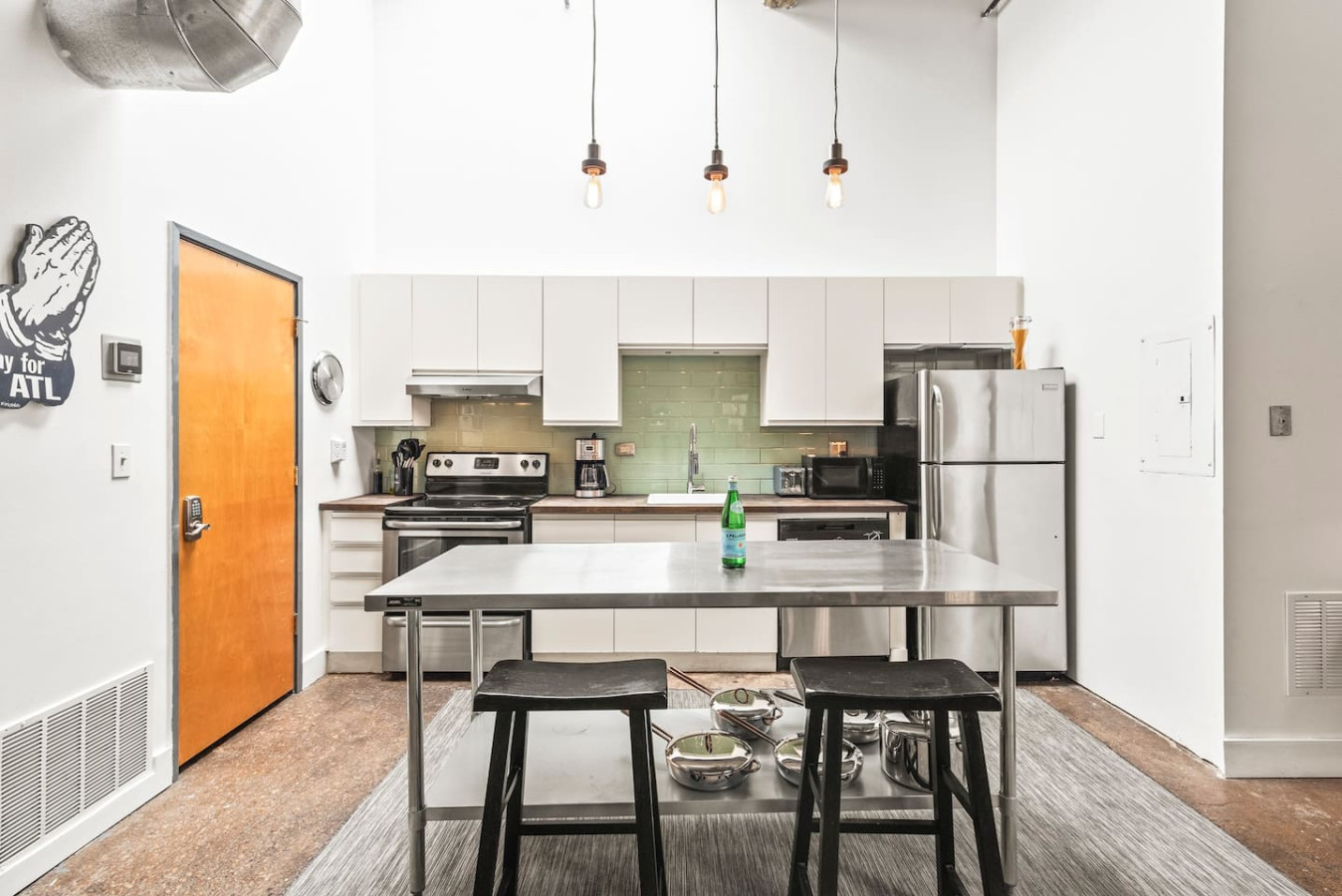 Pet Friendly | King Bed | Beltline Access photo 6