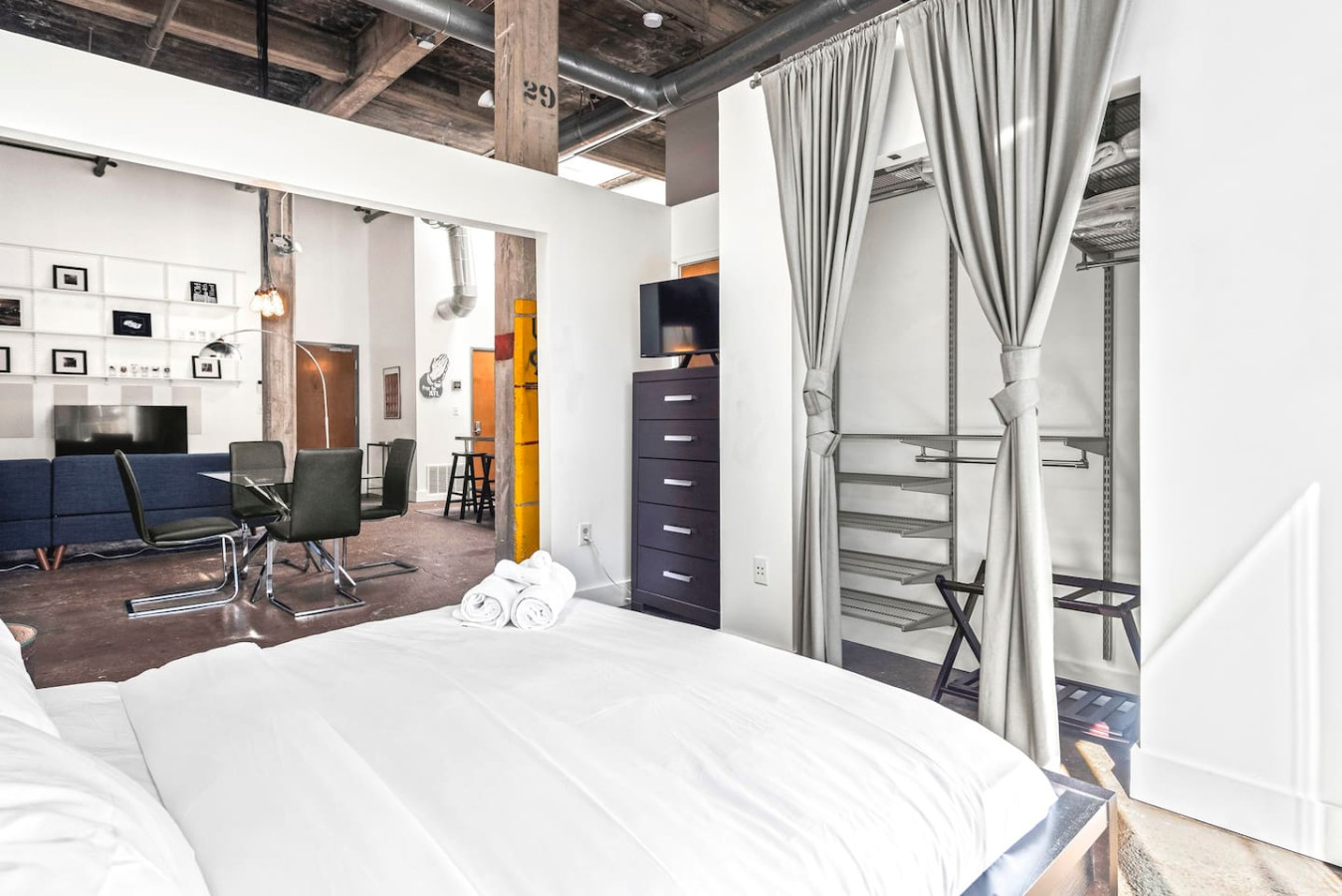 Pet Friendly | King Bed | Beltline Access photo 12