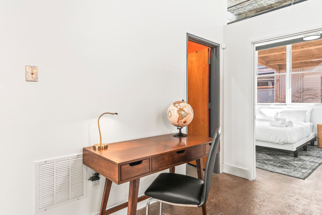 Pet Friendly | King Bed | Beltline Access photo 5