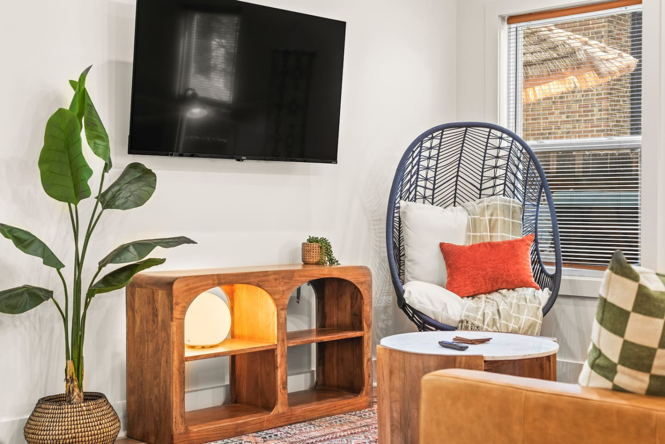 Hot Tub | Pet-Friendly | The Beacon Retreat photo 21