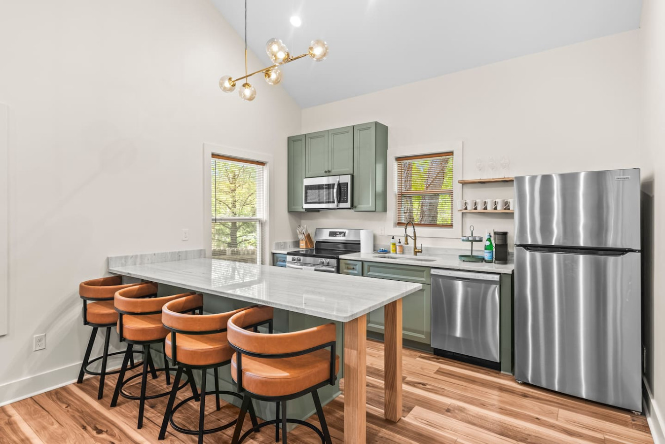 Hot Tub | Pet-Friendly | The Beacon Retreat photo 19