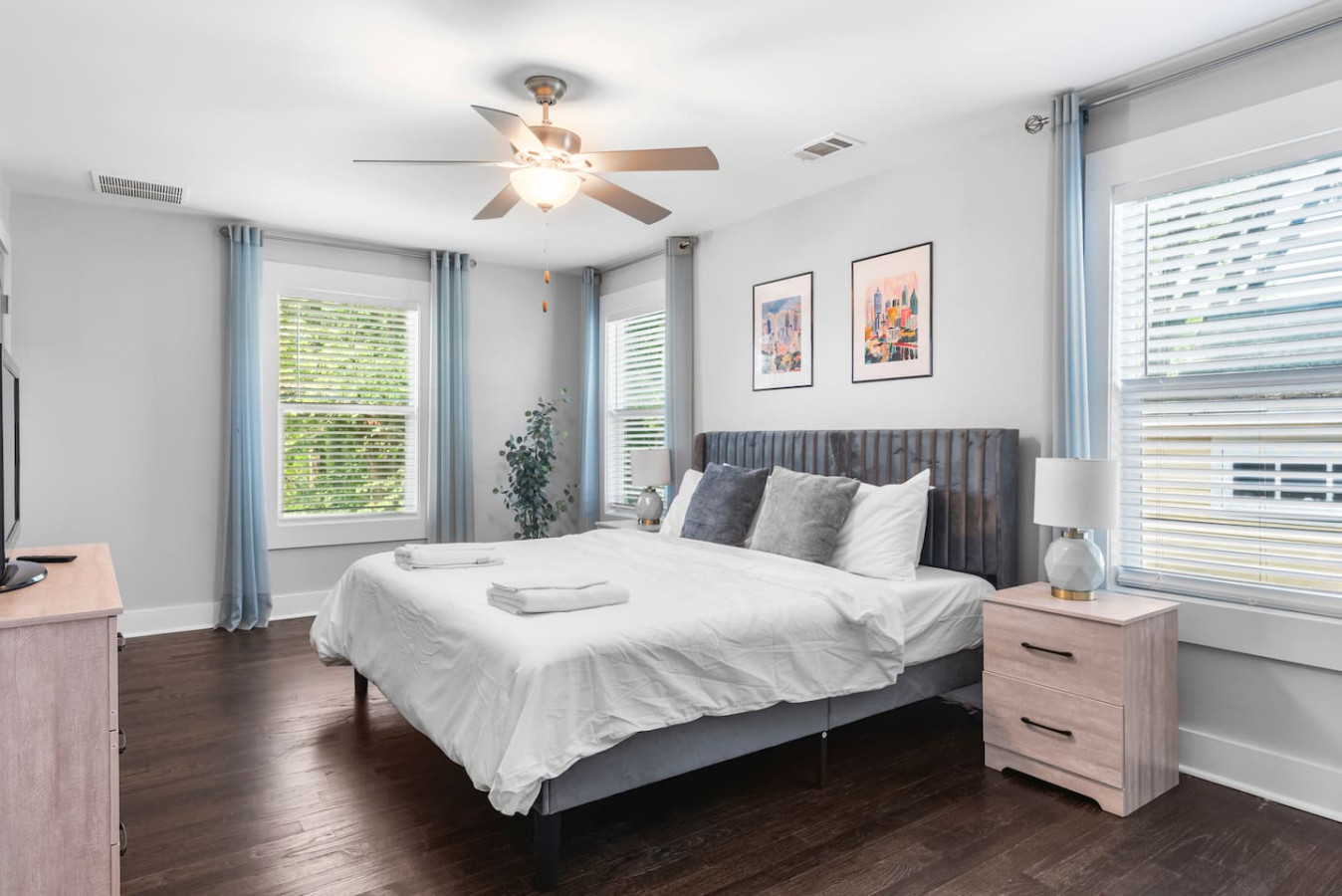 Pet Friendly | King Beds |Walkable photo 4