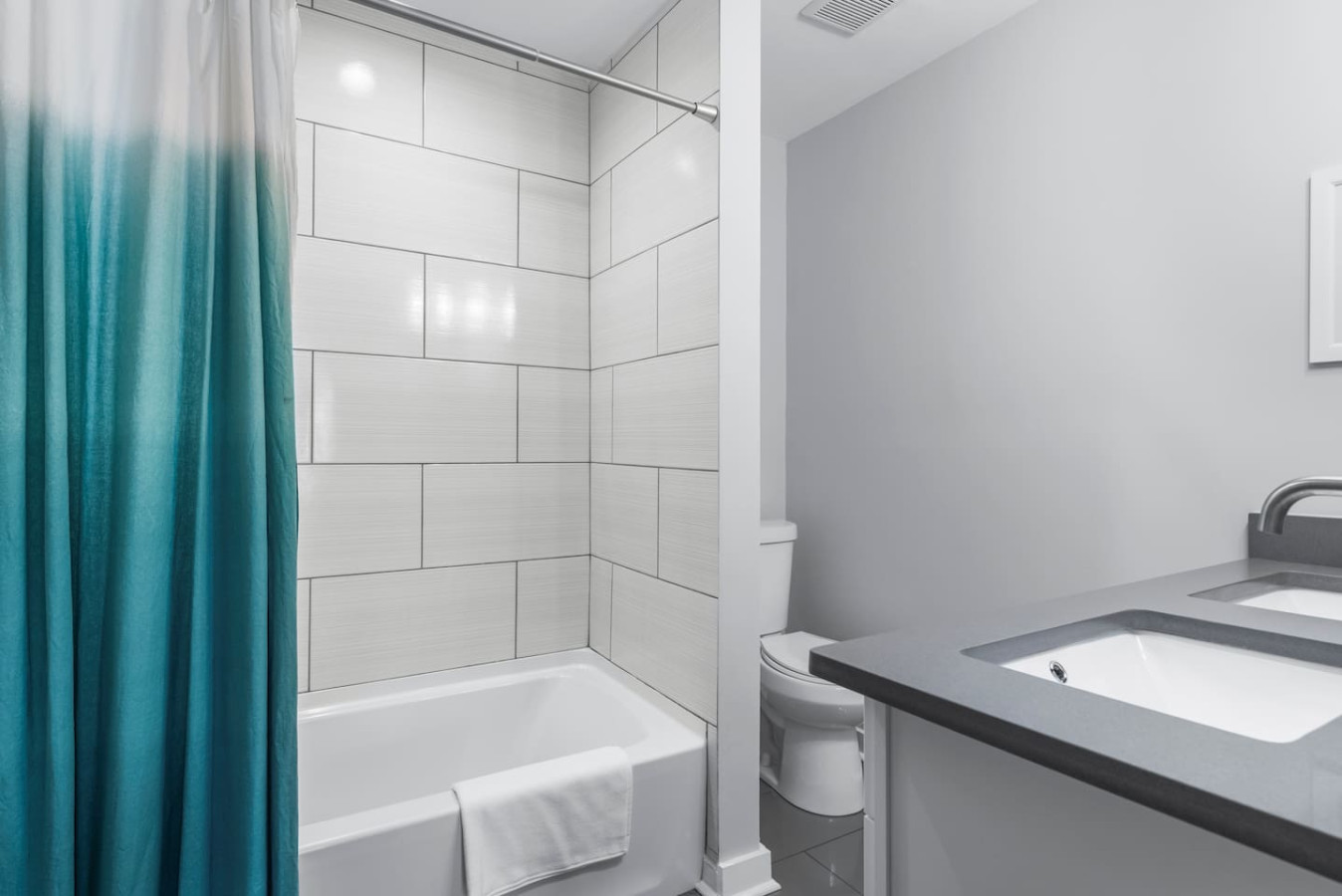 Pet Friendly | King Beds |Walkable photo 10