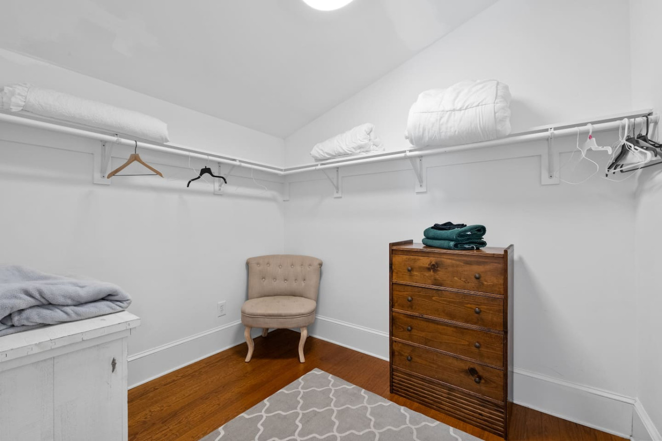 Hot Tub + Fire Pit + EV Charger | Walk Score 87 photo 43