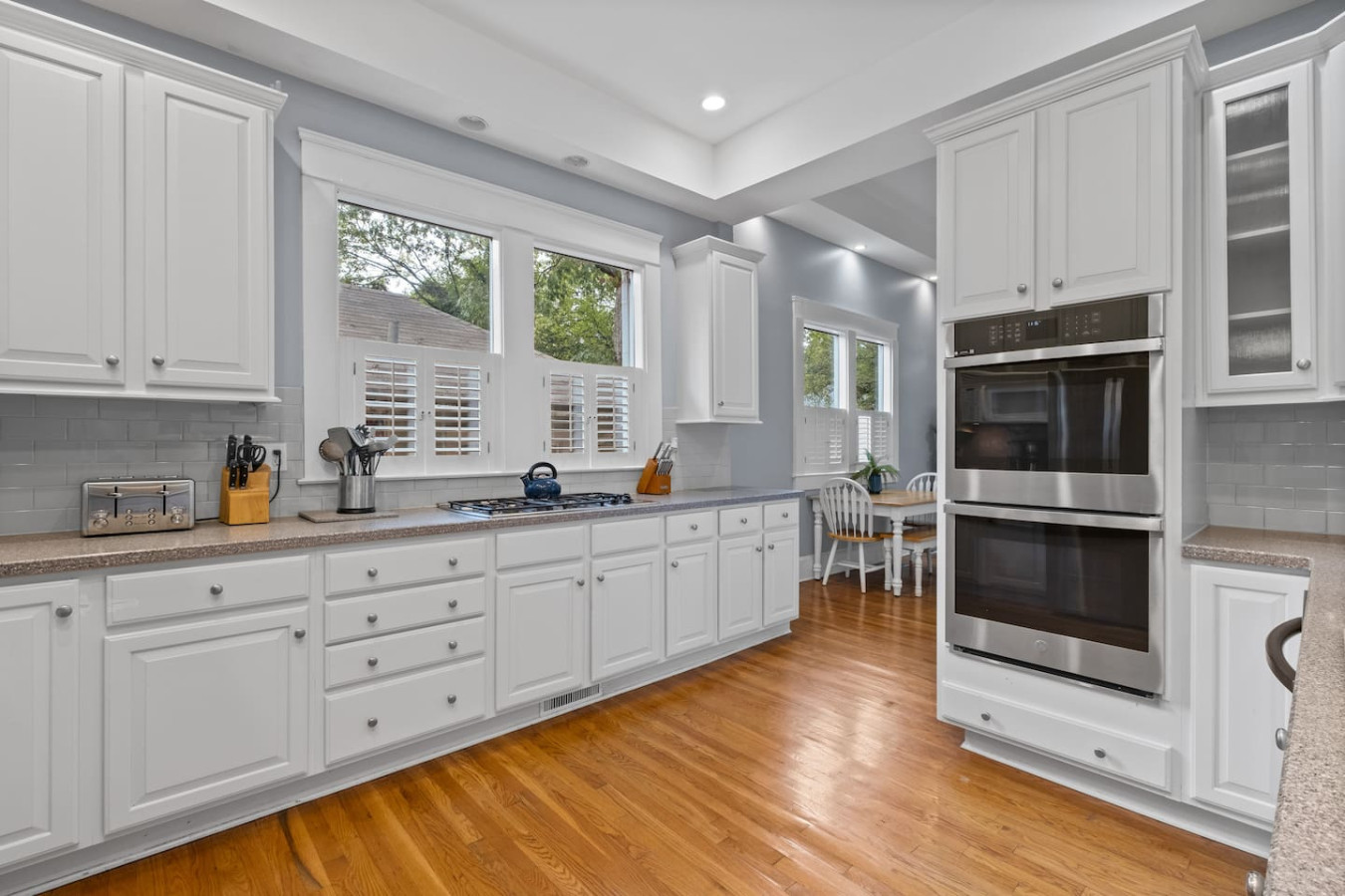 Hot Tub + Fire Pit + EV Charger | Walk Score 87 photo 32