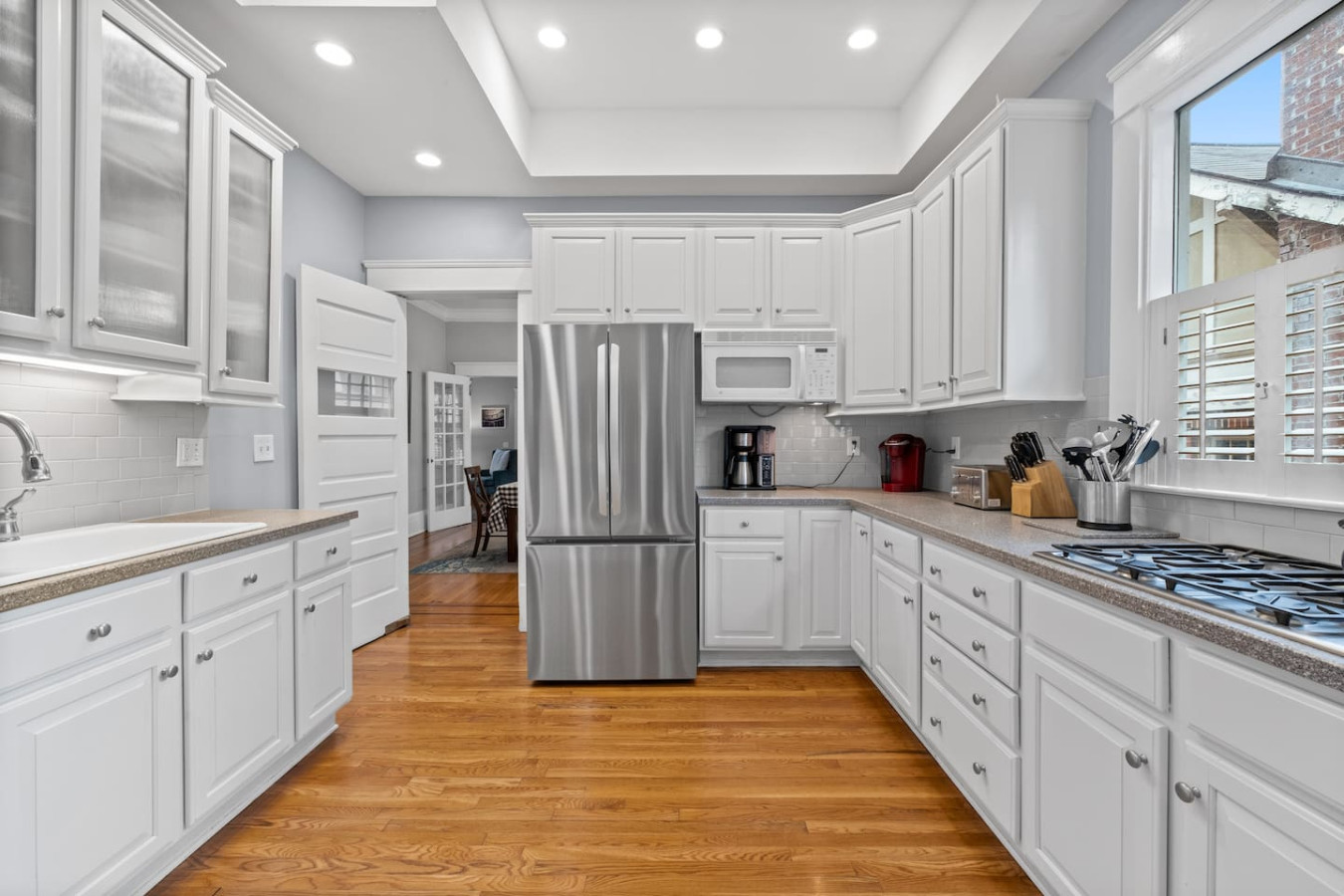 Hot Tub + Fire Pit + EV Charger | Walk Score 87 photo 20