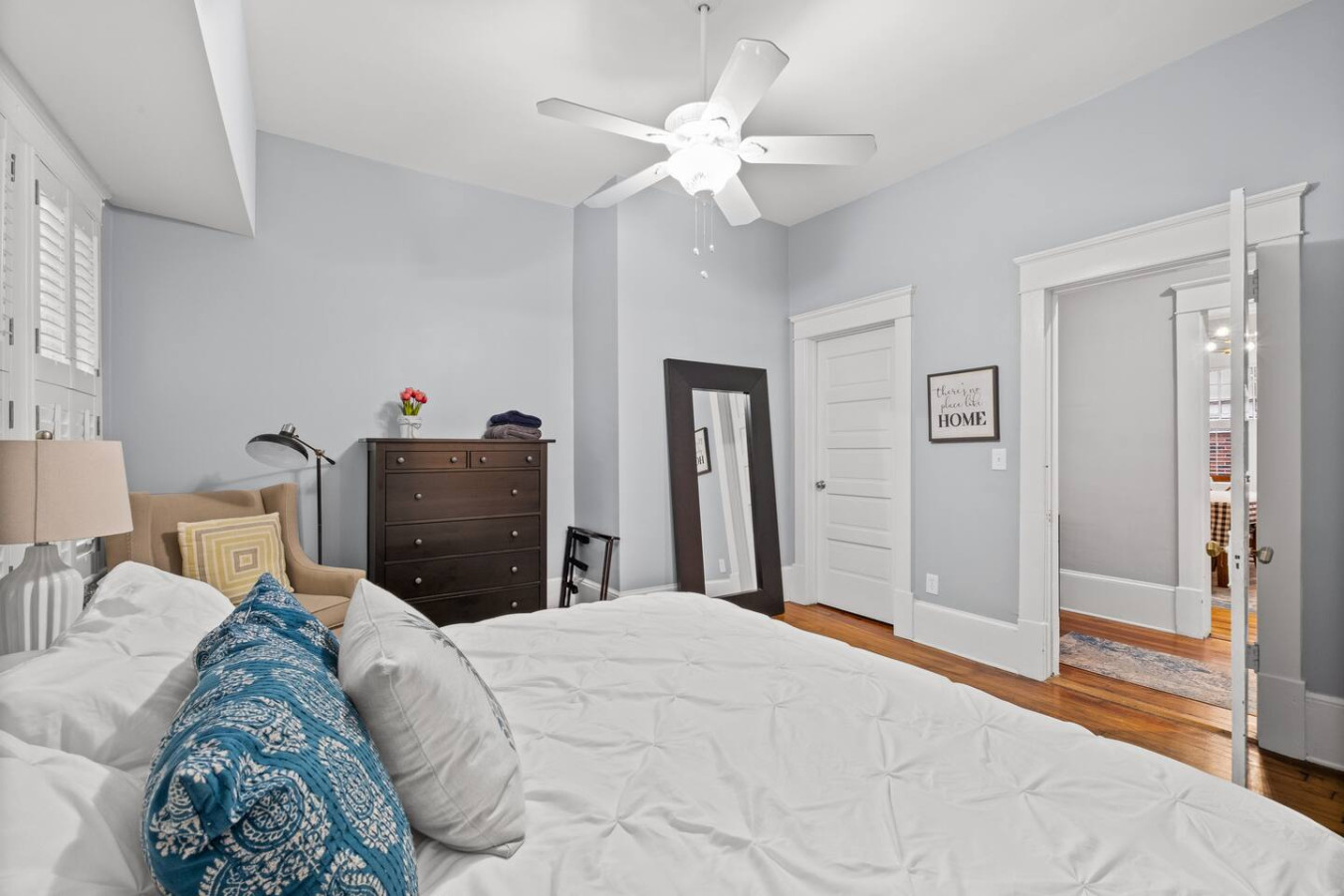 Hot Tub + Fire Pit + EV Charger | Walk Score 87 photo 30