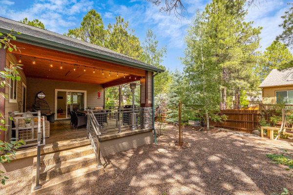 Spacious Family Mountain Retreat